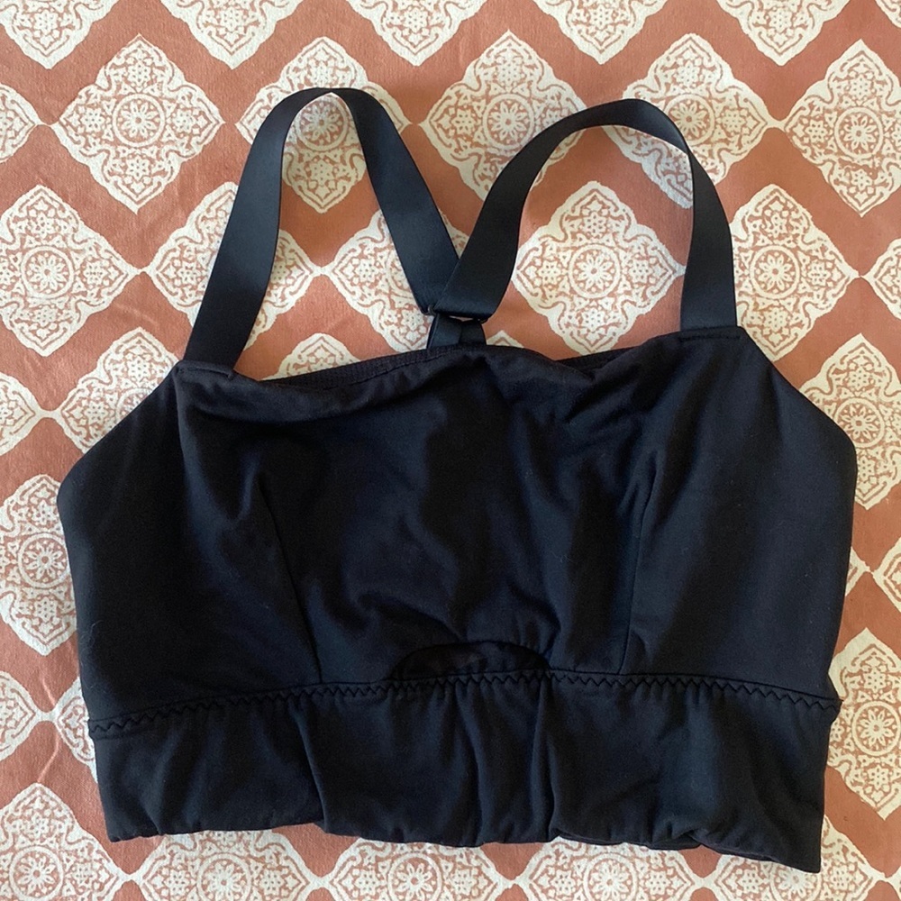 Athleta black razor back sports bra size medium